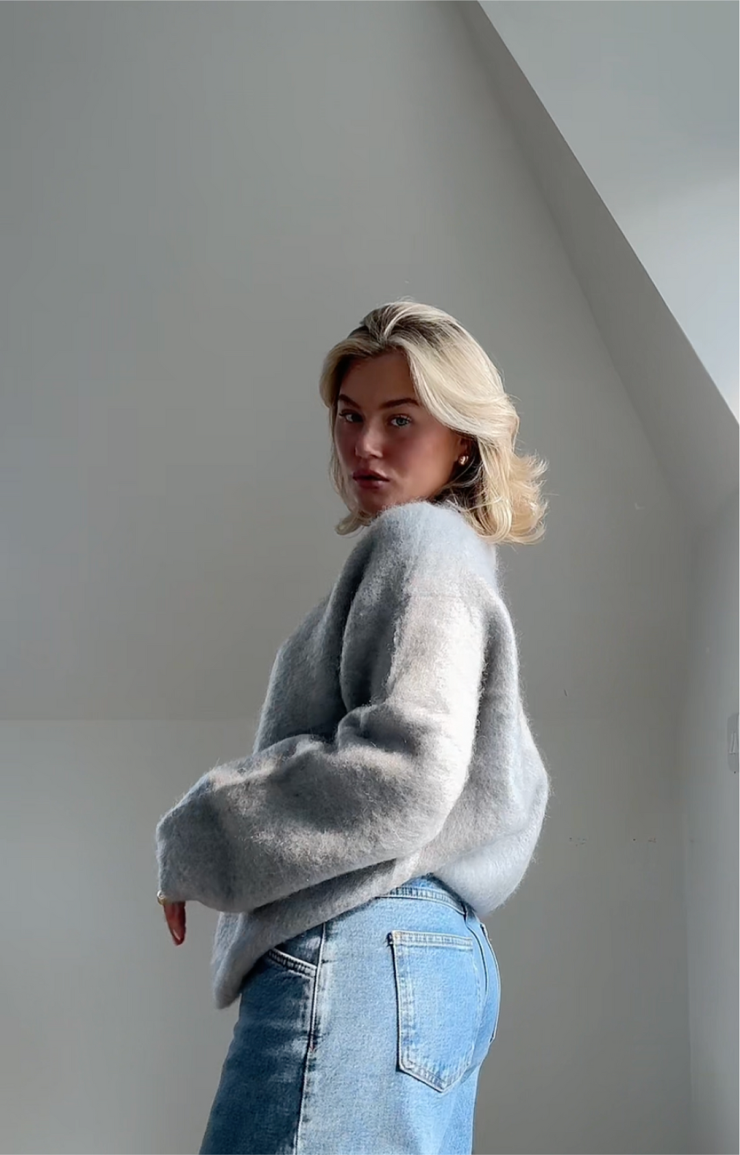 MIRA | MOHAIR CREWNECK